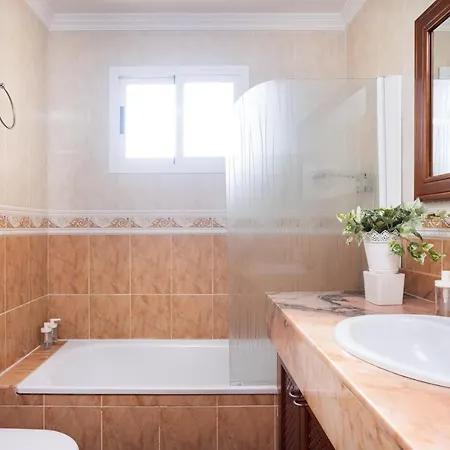 Home2book Stunning Sea View