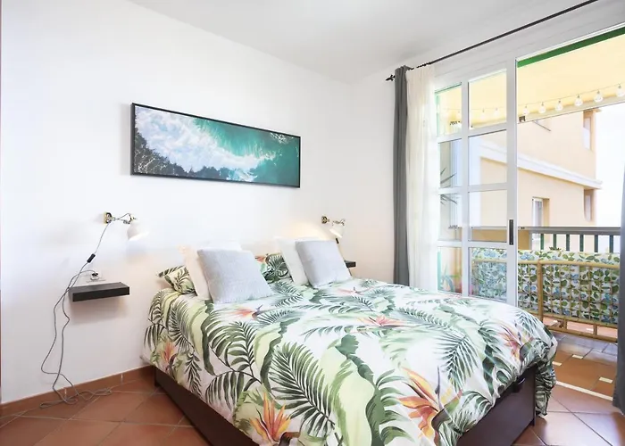 Home2book Stunning Sea View Апартаменты *