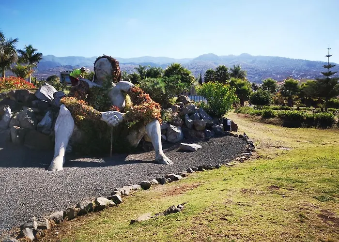 Home2book Stunning Sea View